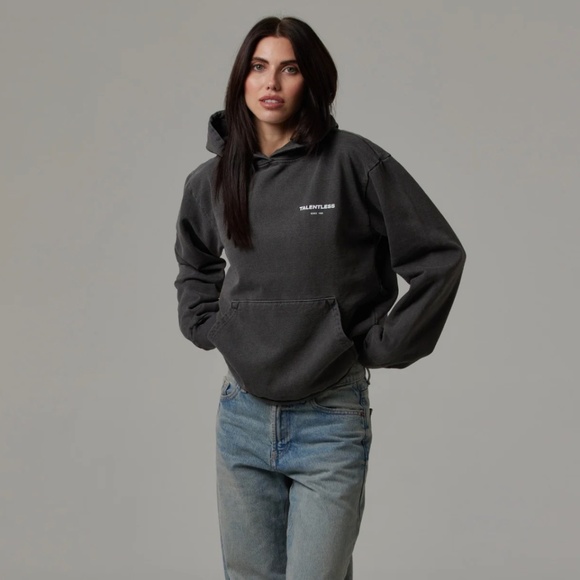 Talentless hoodie - Picture 2 of 5